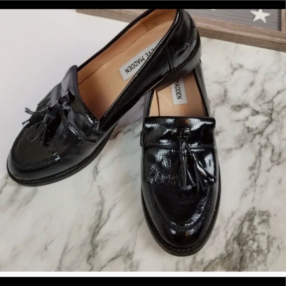 Steve Madden Macon Black Loafers